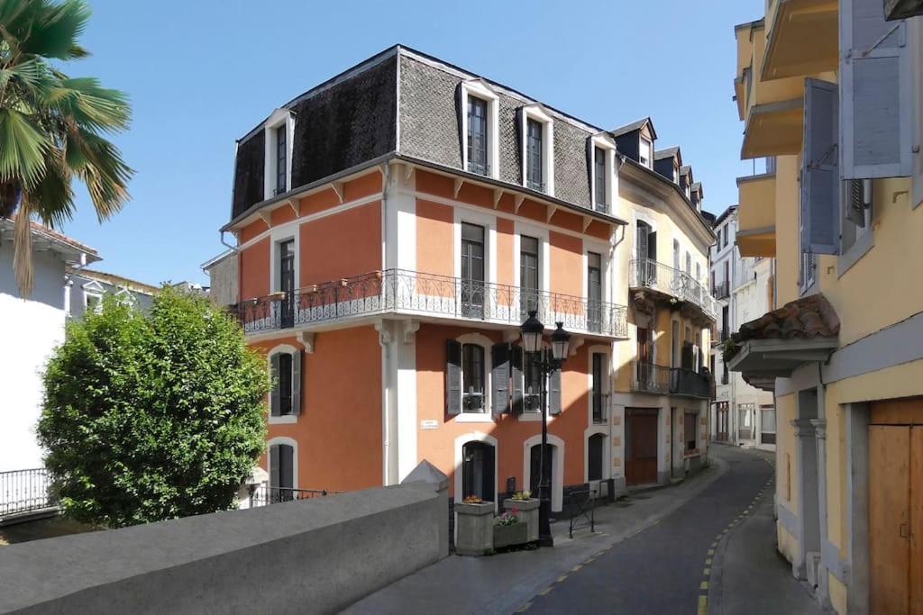 Villa Serenite Appartement Au Centre Ville N 6 Lourdes Luaran gambar